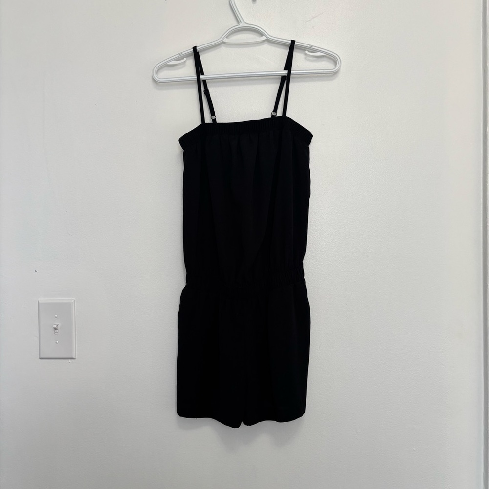 ⭐️3 for $30⭐️ Guess Black Romper